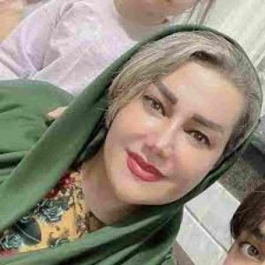 20250225 185717 942598603 300x300 - مصاحبه با سرکار خانم باتمانی بانوی کارآفرین موفق 1400